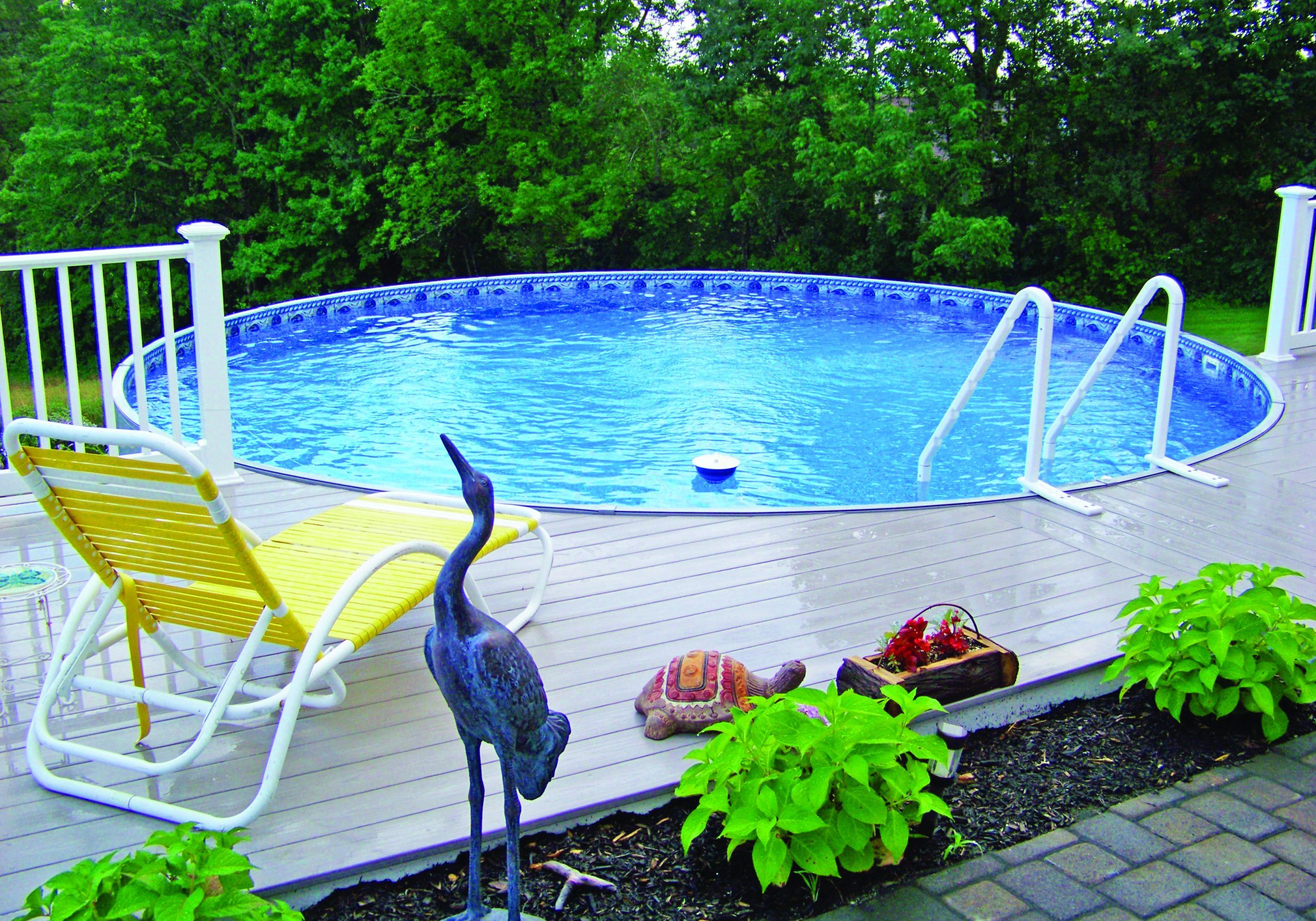 Round Deck Pool